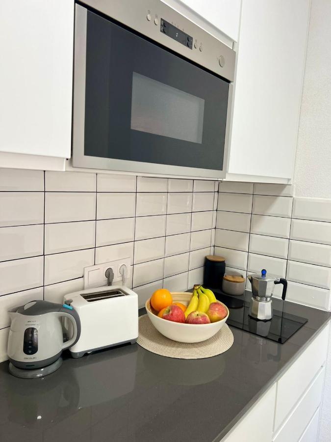 Menorca Chic Apartment Near Beach & Harbour 卡兰博希 外观 照片