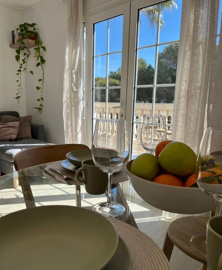Menorca Chic Apartment Near Beach & Harbour 卡兰博希 外观 照片